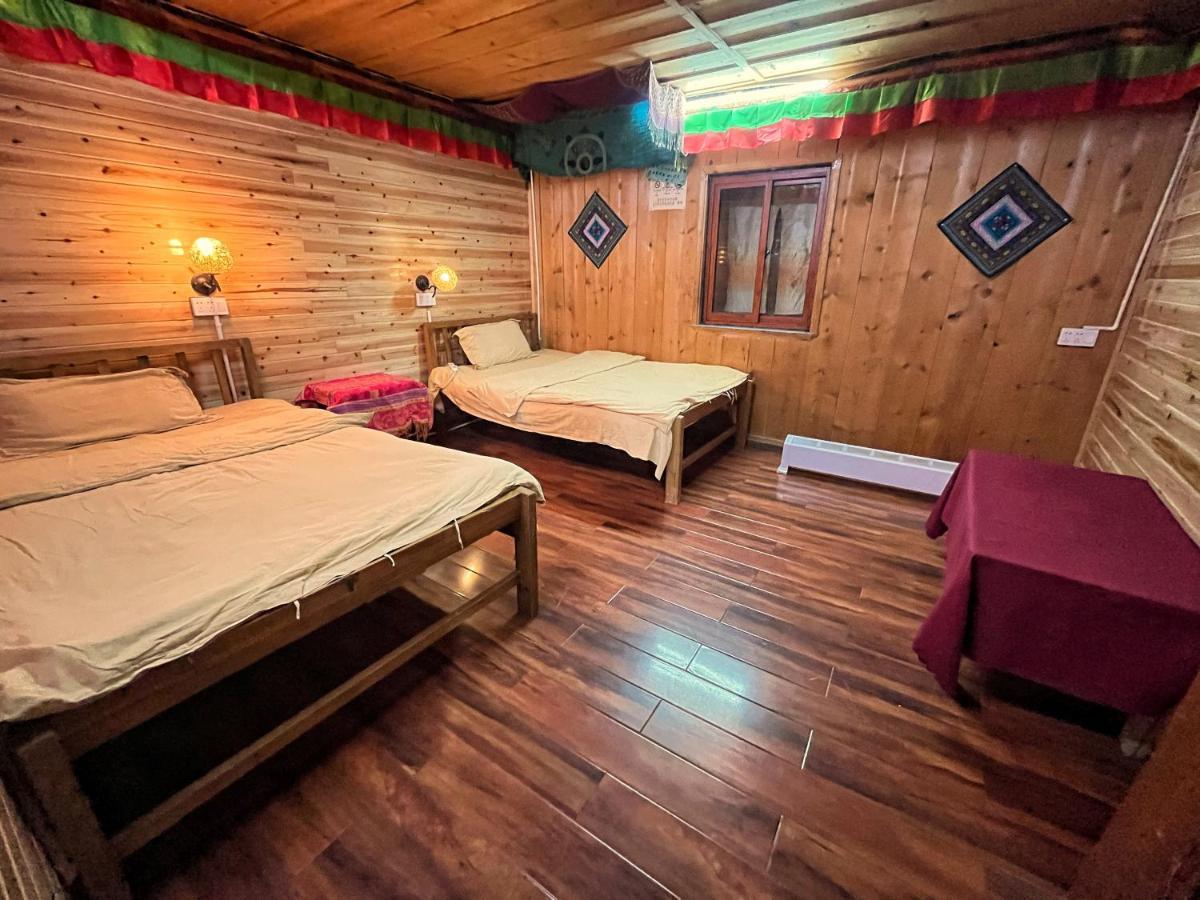 Tavern Hostel仁和客栈 香格里拉 外观 照片